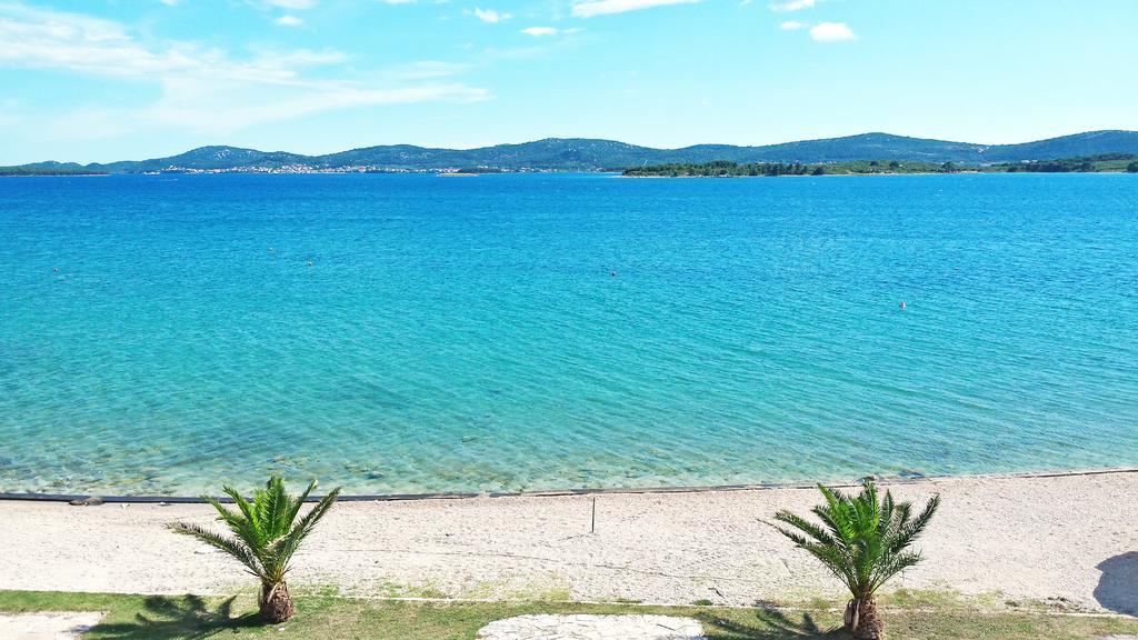 Beach Apartment Sveti Filip I Jakov - Turanj Екстериор снимка